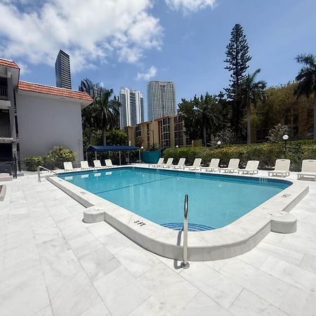 Sunny Isles Apartments By Miarentals Sunny Isles Beach Eksteriør billede